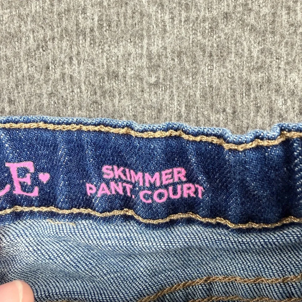 Children's Place Skimmer Pant Court Distressed Denim Shorts Kids‎ 6X/7 Blue